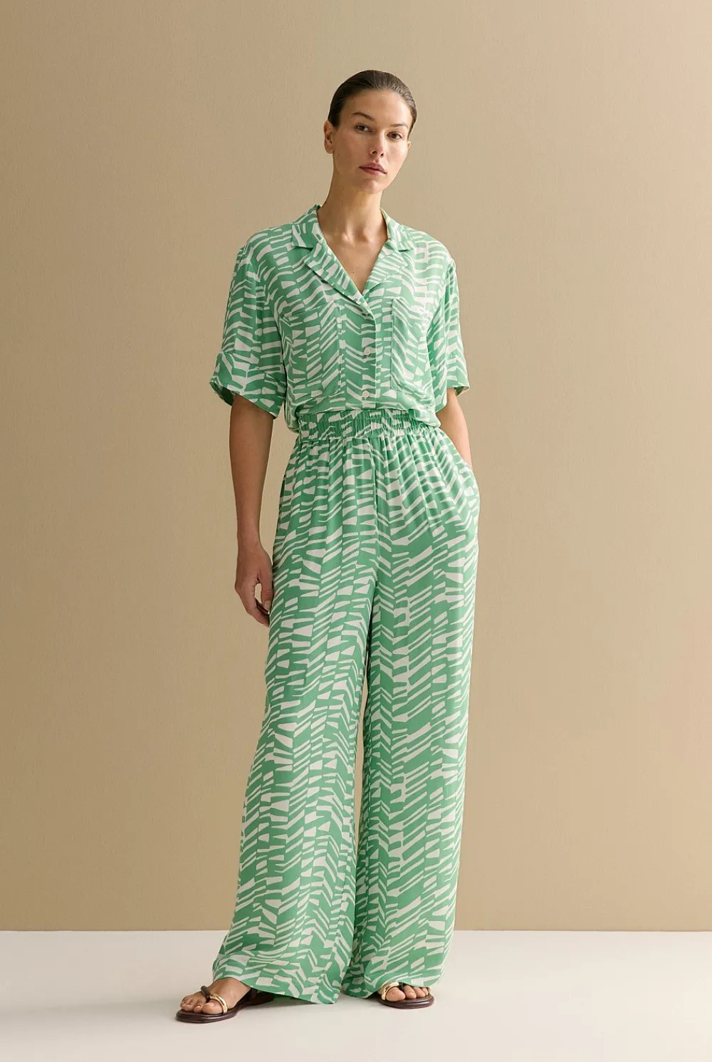 Occasion Dresses & Outfits>Trenery Abstract Geo Wide Leg Pull On Pant Matcha