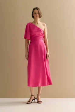 Skirts><noscript><img width=