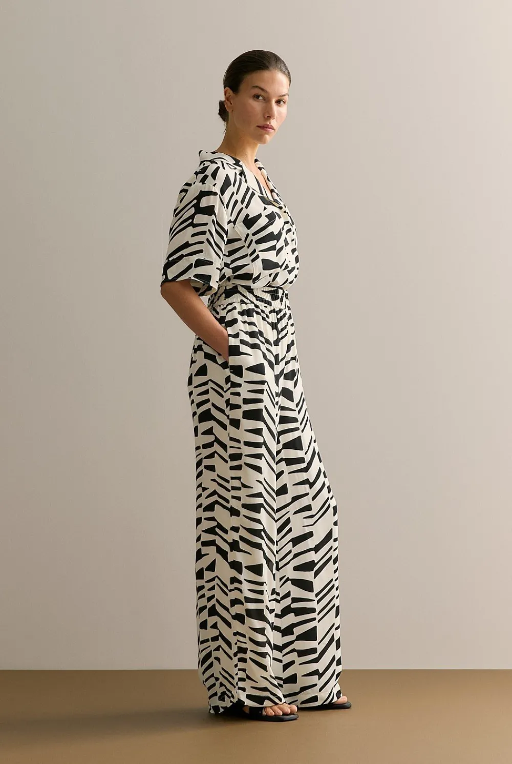 Co-ord Sets|Occasion Dresses & Outfits>Trenery Bold Geo Wide Leg Pull On Pant BlackMulti