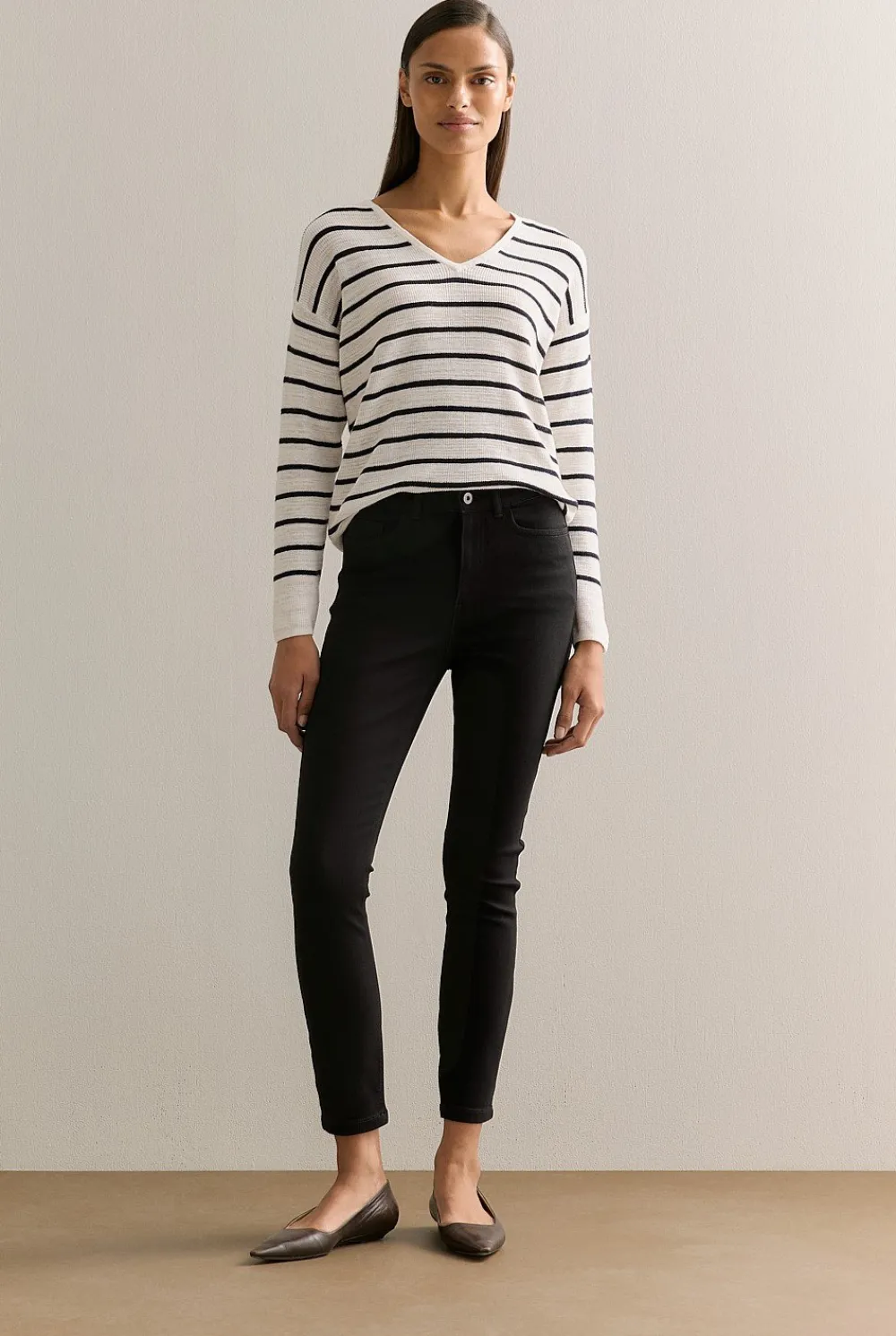 Denim & Jeans>Trenery Cropped Slim Jean Black