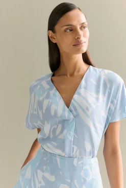 Shirts|T-shirts & Tops>Trenery Draped Twill Butterfly Print V Neck Top Seafoam