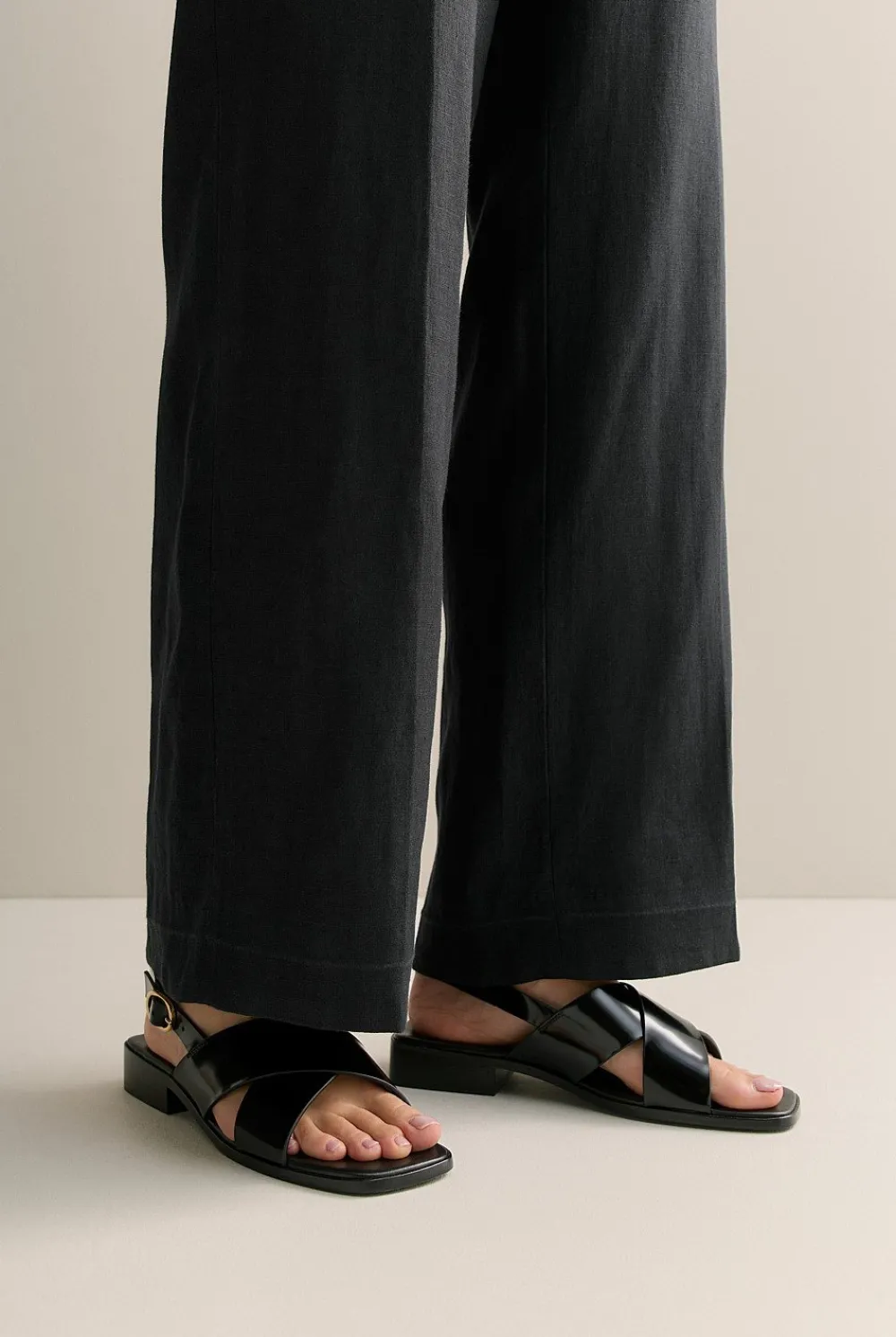 Sandals & Slides>Trenery Ingrid Cross Strap Sandal Black