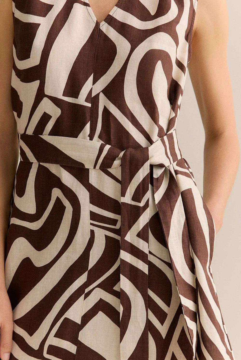 Dresses|Occasion Dresses & Outfits>Trenery Kai Linen Split Front Sleeveless Dress Chocolate