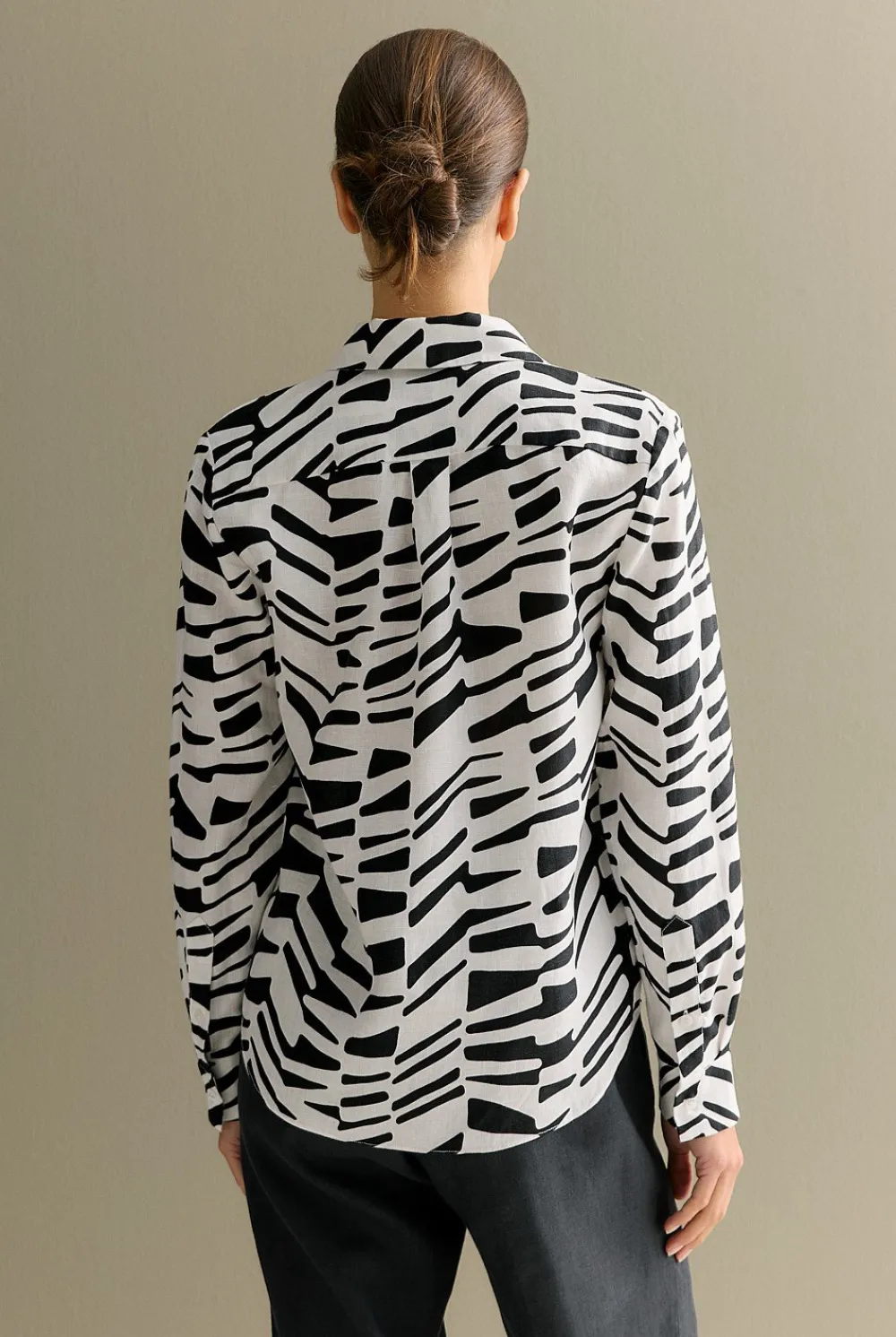 Shirts>Trenery Linen Bold Geo Shirt BlackMulti