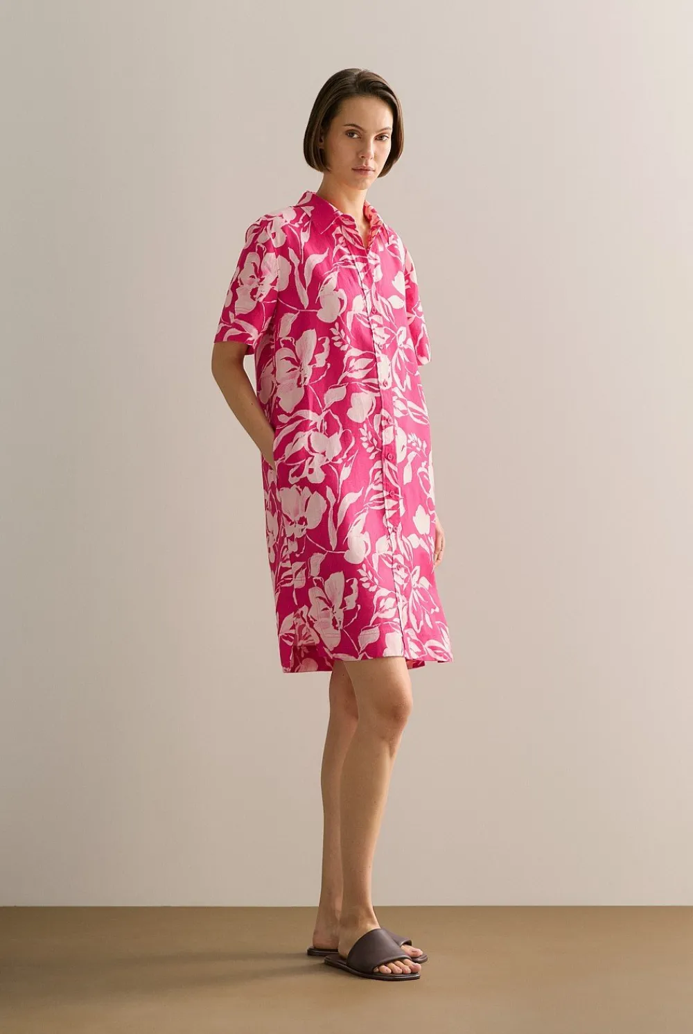 Dresses>Trenery Linen Floral Button Through Short Sleeve Shift Dress Fuchsia