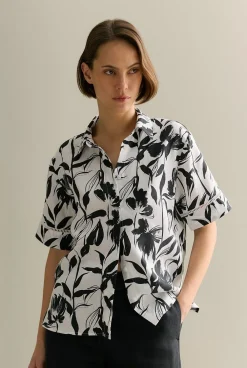 Shirts>Trenery Linen Floral Ladder Stitch Detail Short Sleeve Shirt White
