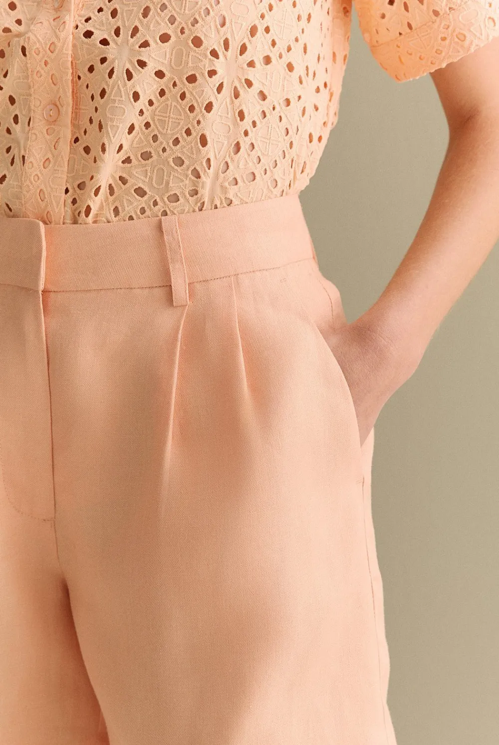 Co-ord Sets|Shorts>Trenery Linen Twill Pleat Detail Short PaleApricot