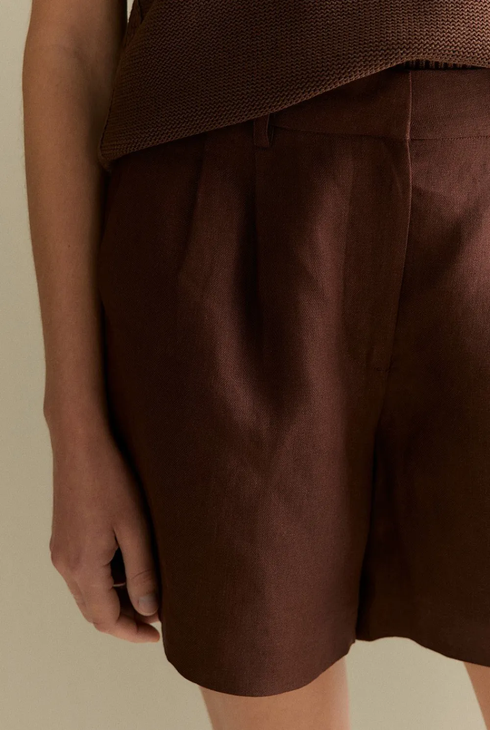 Shorts|The Linen Edit>Trenery Linen Twill Pleat Detail Short Chocolate