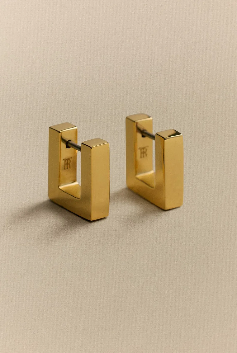 Jewellery|Occasion Dresses & Outfits>Trenery Myra Huggie Earrings Gold