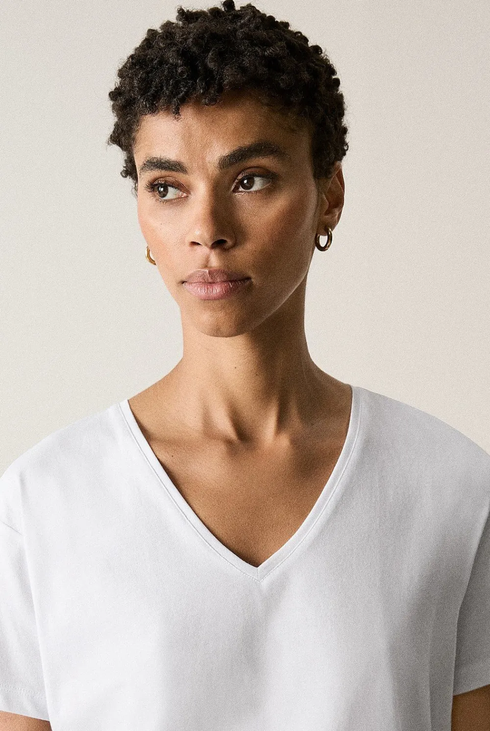 T-shirts & Tops>Trenery Pima Cotton V Neck T-Shirt White