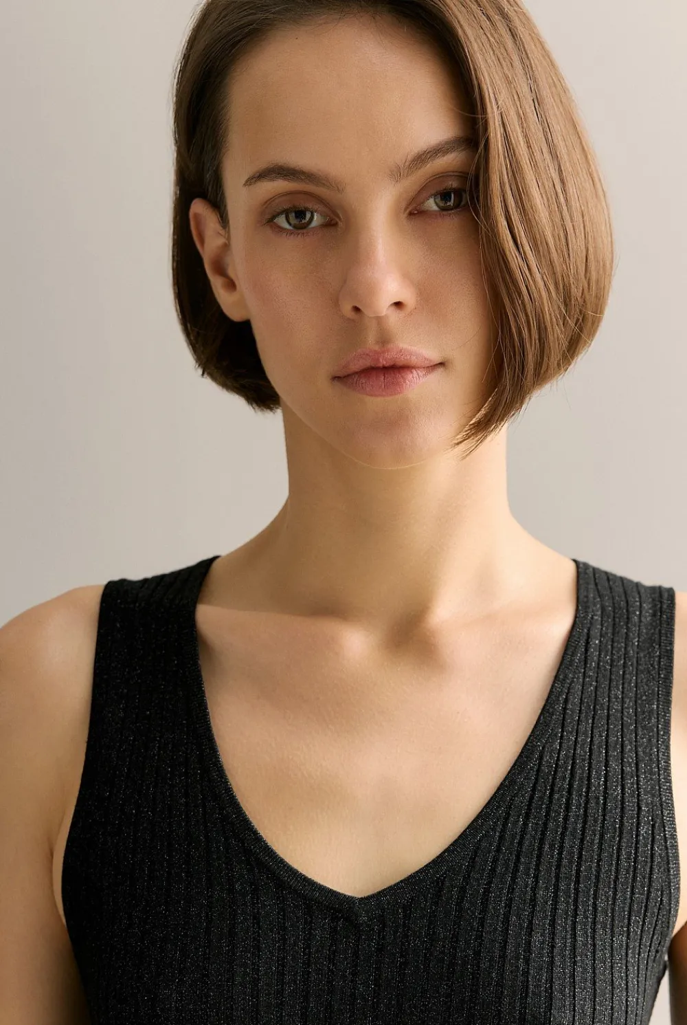 T-shirts & Tops|Knitwear>Trenery Shimmer Knit V Neck Tank Black