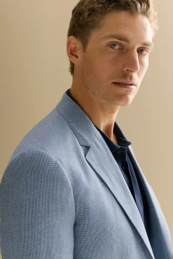 Outerwear|Suits & Tailoring><noscript><img width=