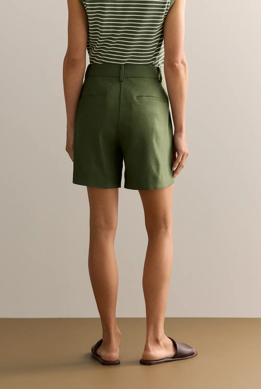 Shorts>Trenery Yarn Dyed Linen Blend Twill Smart Short Ivy